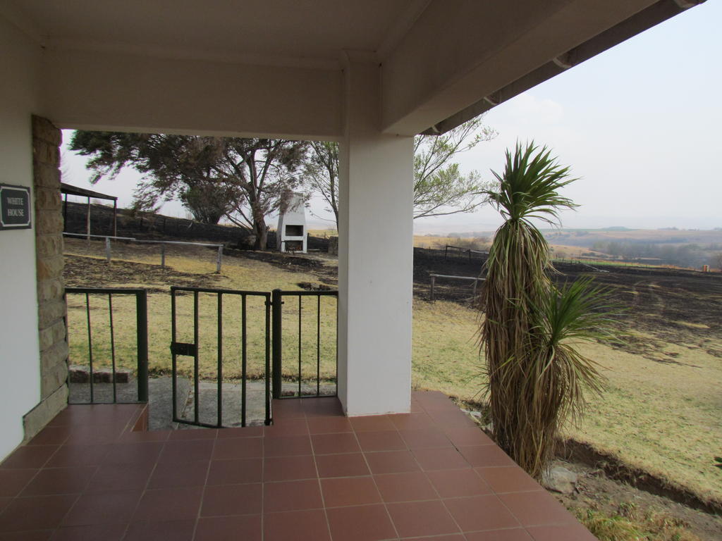 Pumula Guest Farm Villa Fouriesburg Buitenkant foto